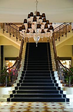 Montreaux_Palace_Staircase_1